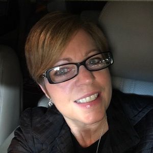 Meet your Posher, Dawn